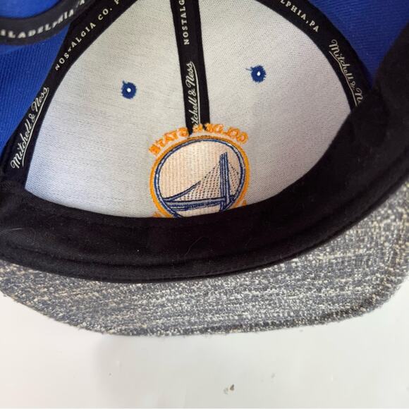 NBA Golden State Warriors Grey Blue SnapBack Mitchell & Ness Hat - Picture 7 of 7